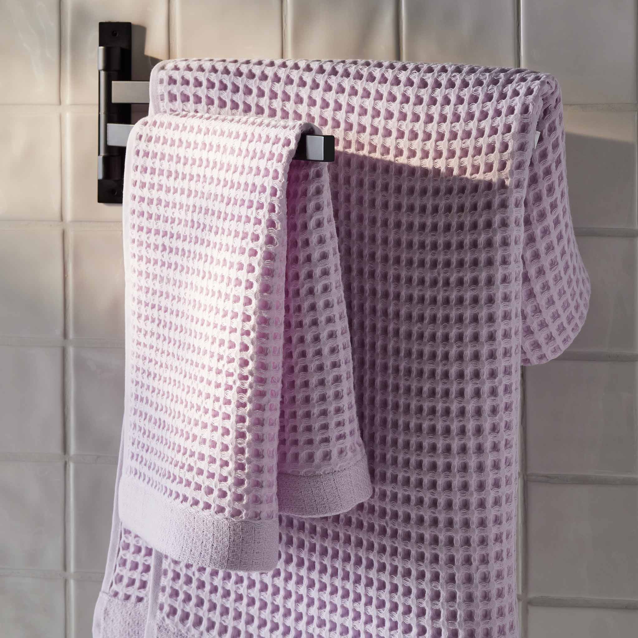 Dreamweave Waffle Bath Towels Set of 2 A8