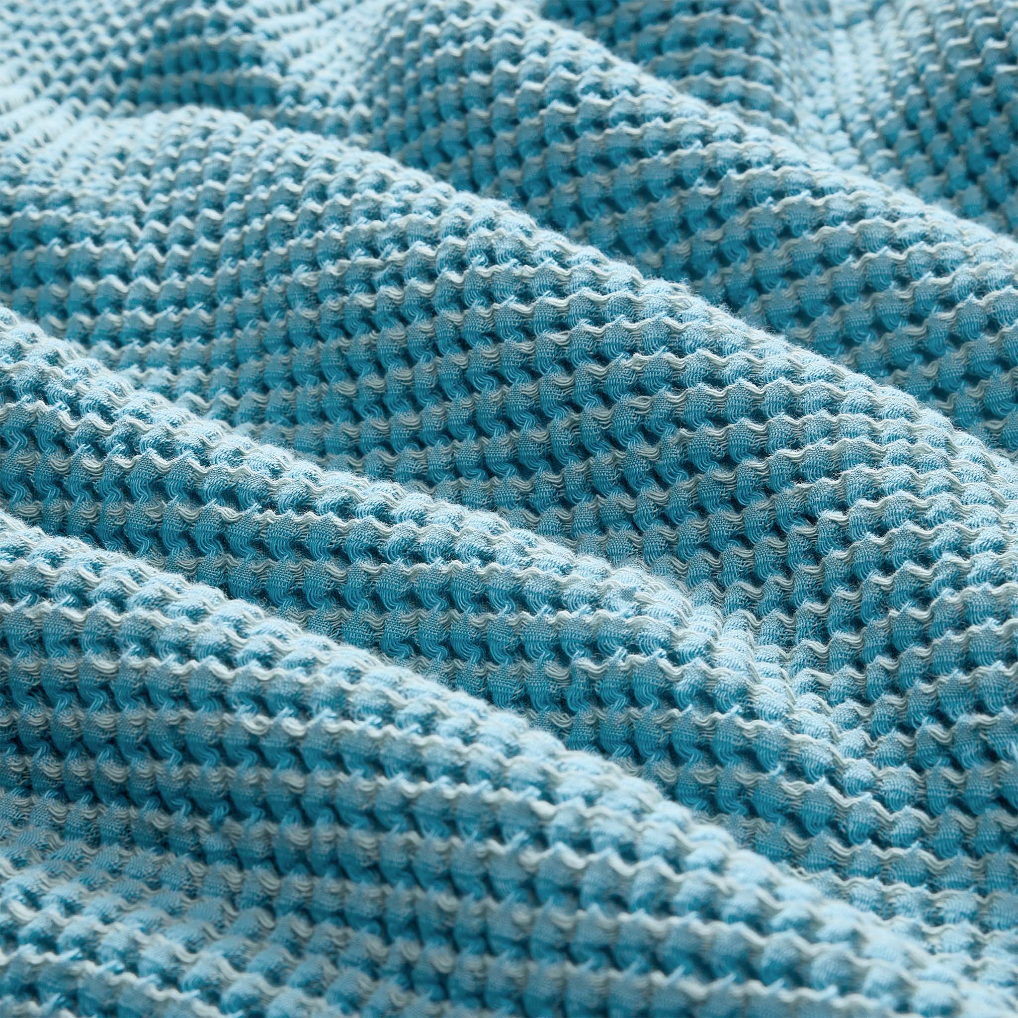 Dreamweave Waffle Bed Blanket O2