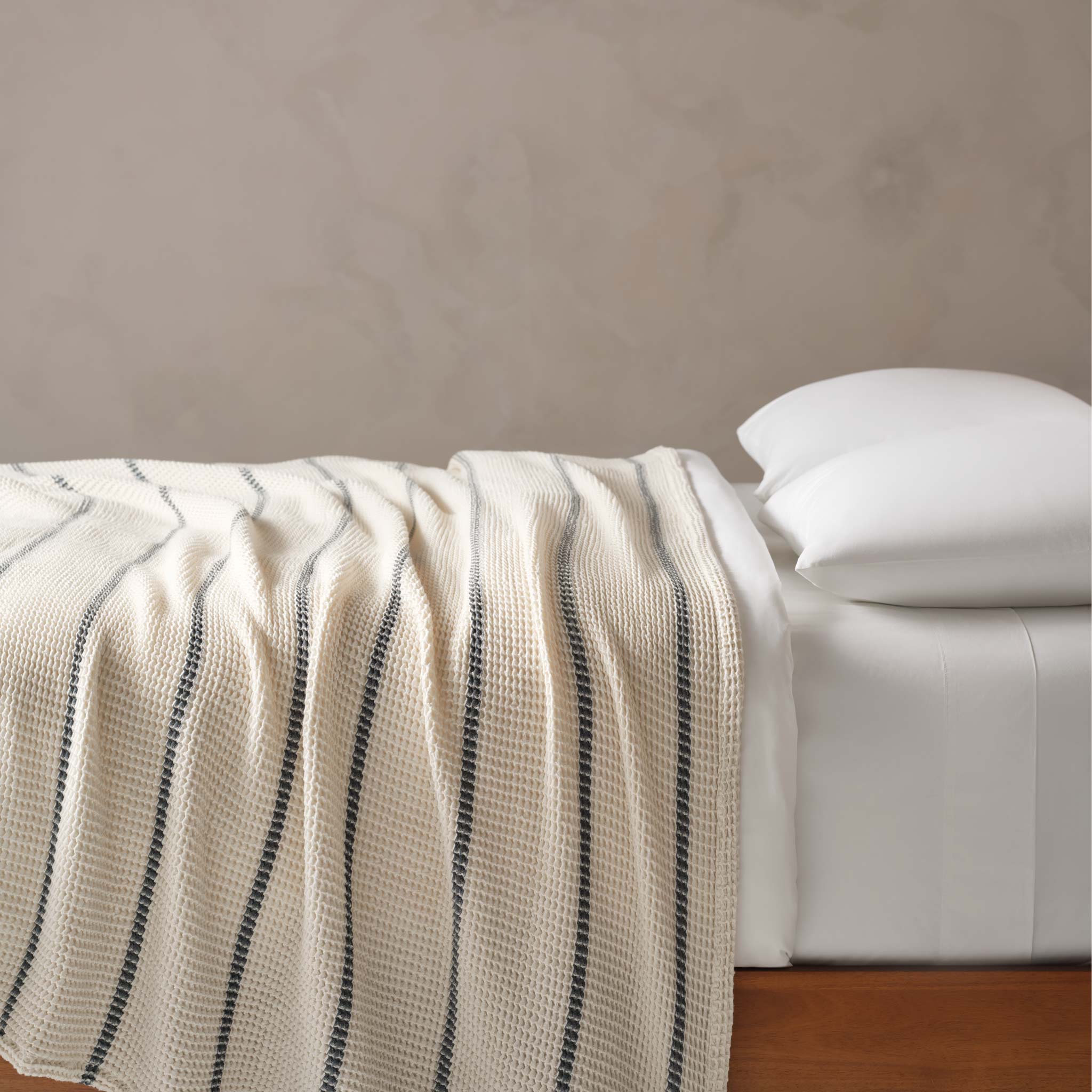 Dreamweave Waffle Bed Blanket F7