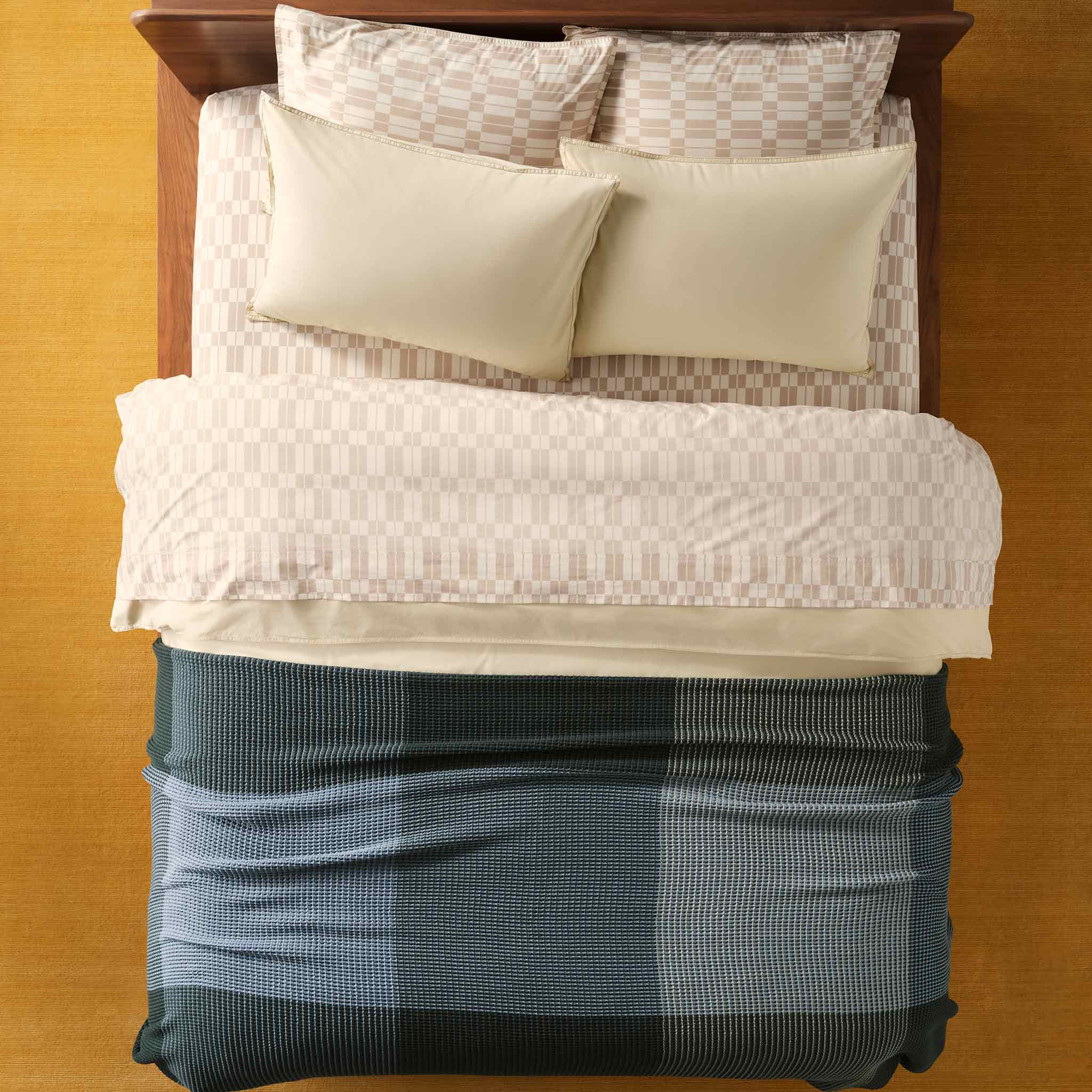Dreamweave Waffle Bed Blanket O2