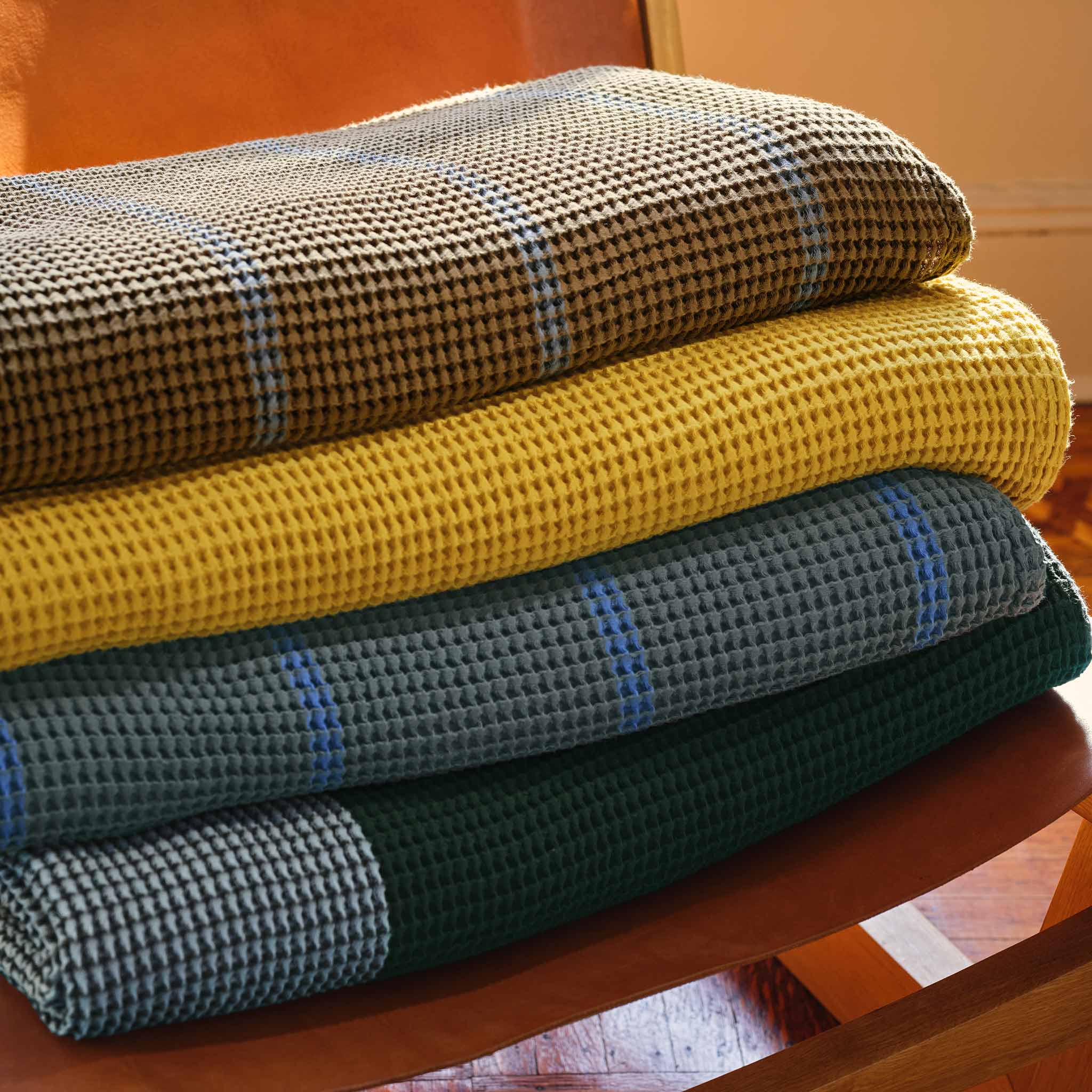 Dreamweave Waffle Bed Blanket F7