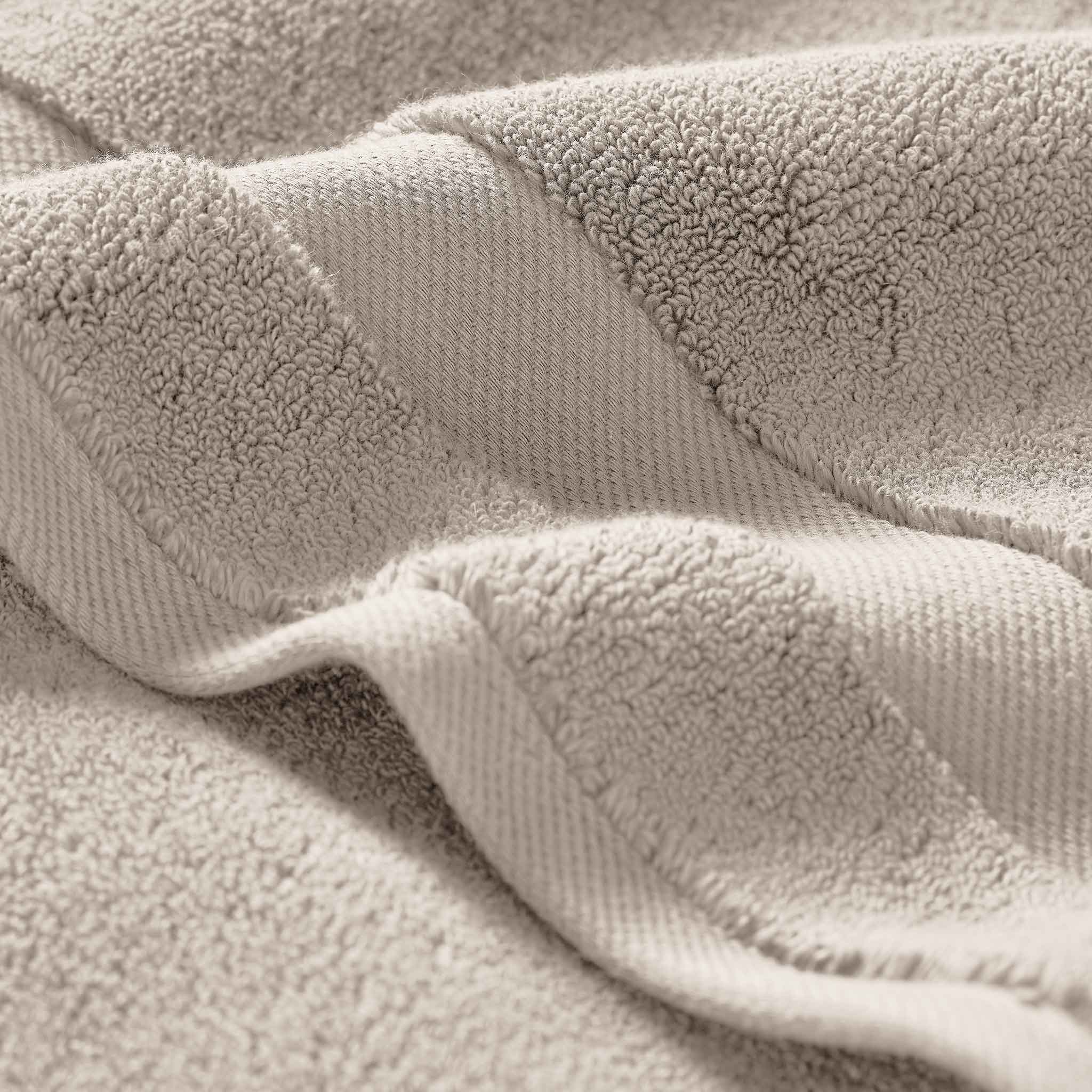 Super-Plush Set of 4 Bath Towel Bundle A4