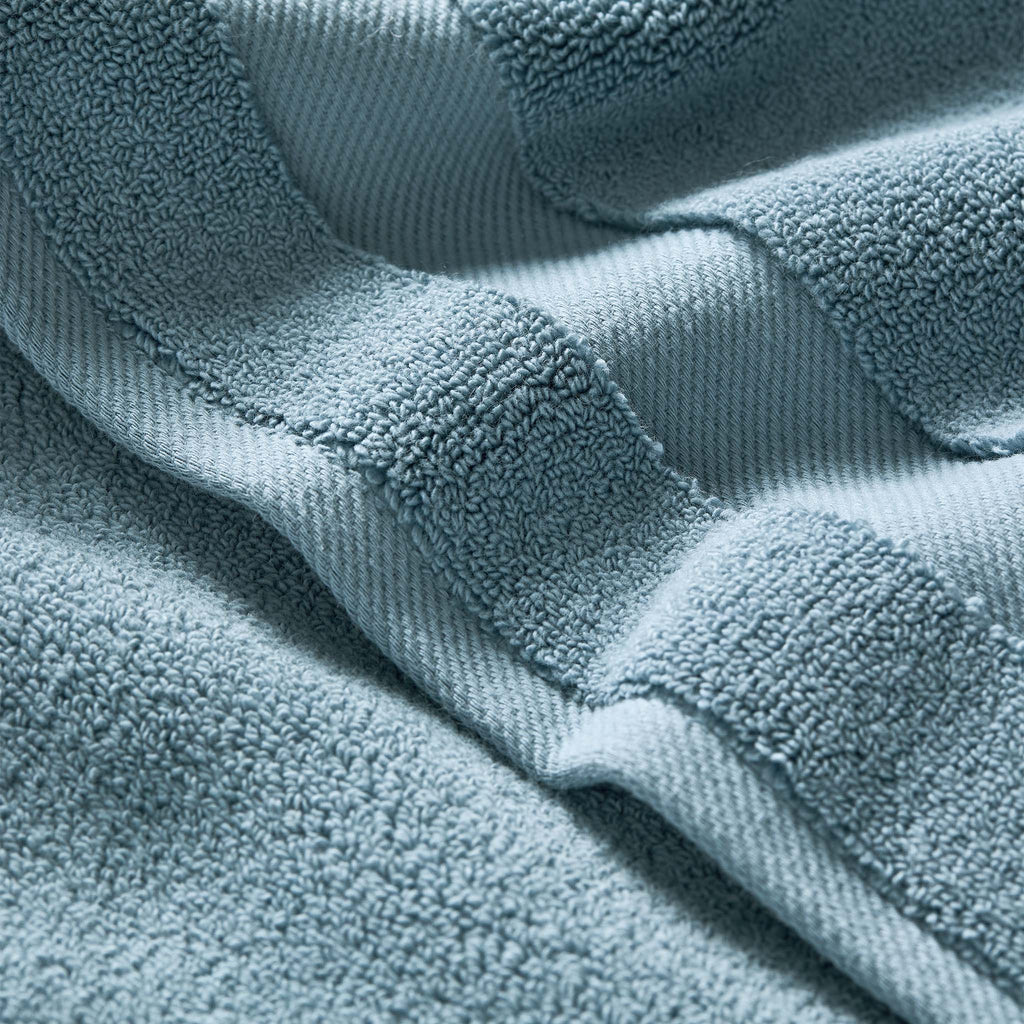 Super-Plush Set of 4 Bath Towel Bundle A4