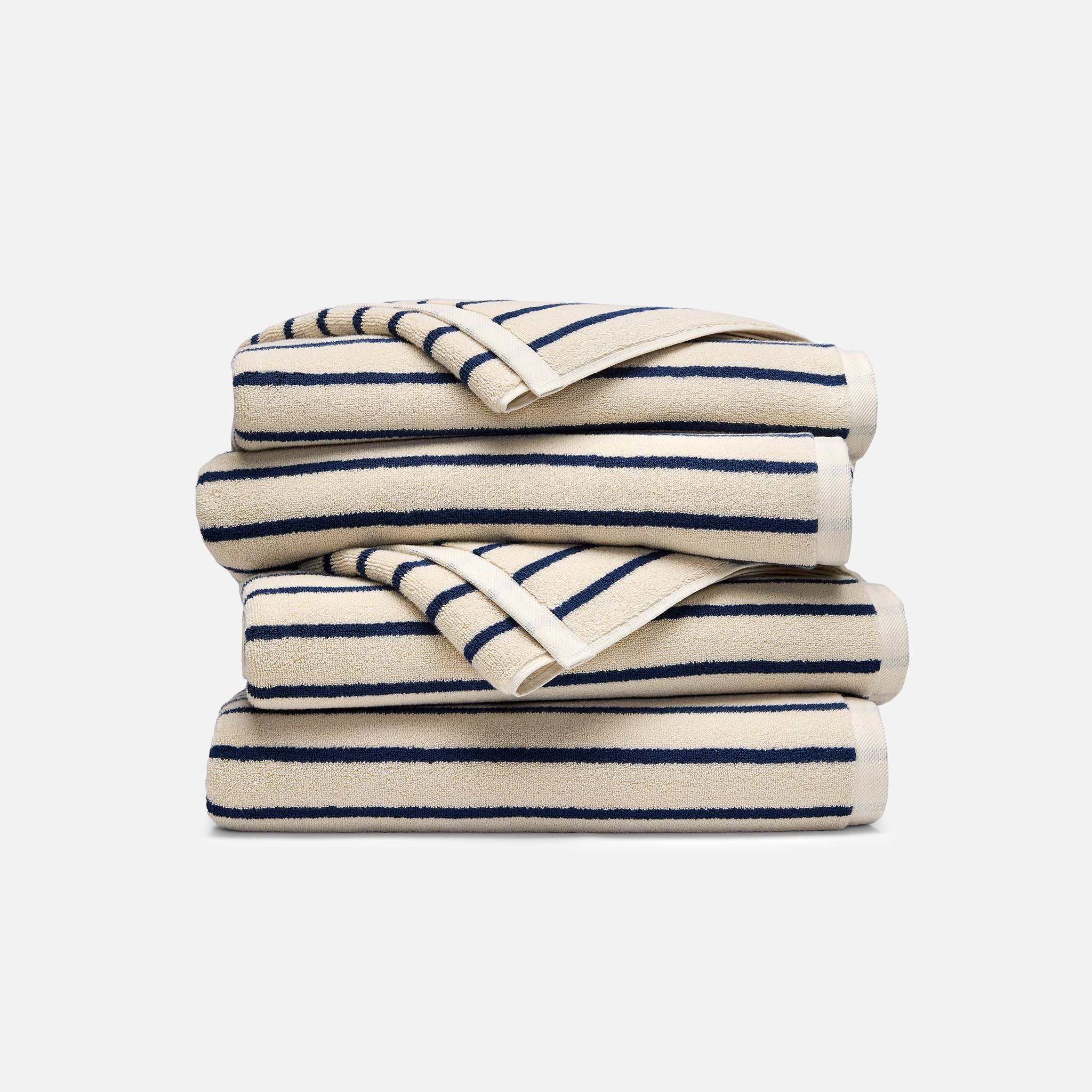 Super-Plush Set of 4 Bath Towel Bundle A4
