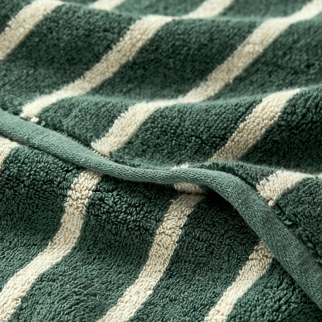 Super-Plush Set of 4 Bath Towel Bundle A4
