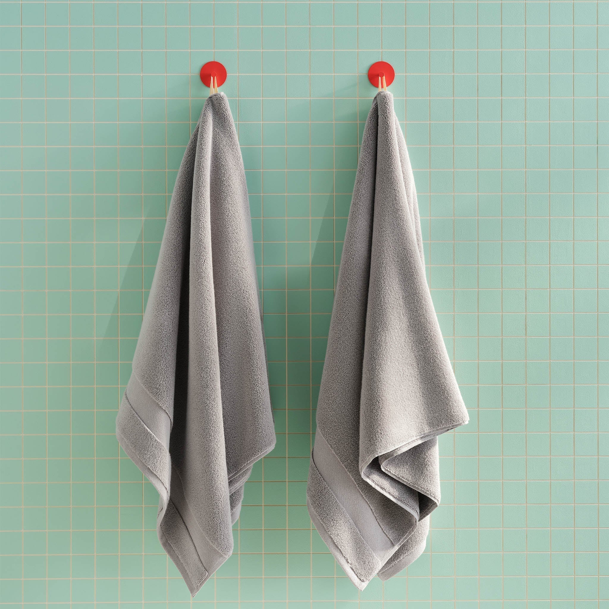 Super-Plush Set of 4 Bath Towel Bundle A4