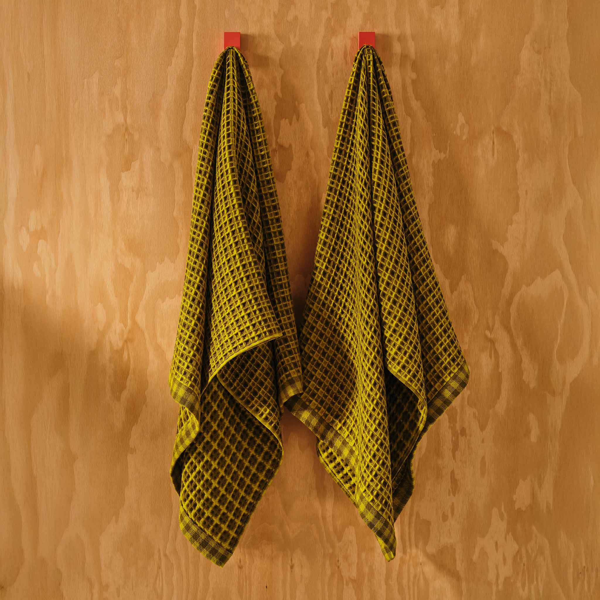 Dreamweave Waffle Bath Towels Set of 2 M7